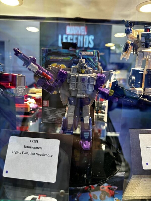 Image OfMCM London 2022 Transformers Legacy Evolution, Shattered Glass, More  (7 of 8)